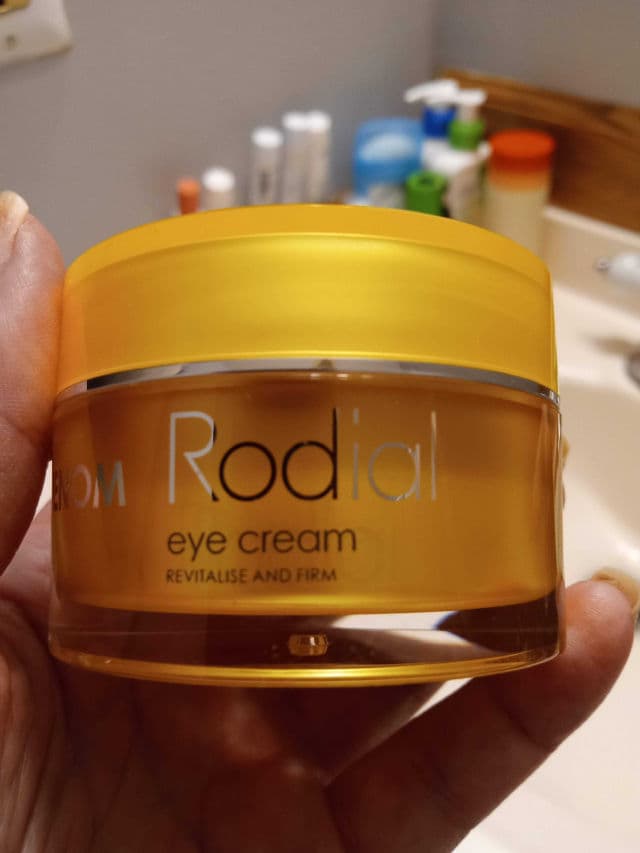 Rodial Bee Venom Eye review photo by MzBLoNdiE