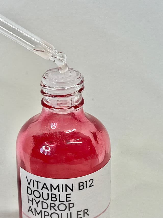 MISSHA Vitamin B12 Double Hydrop Ampouler review photo by Renlau