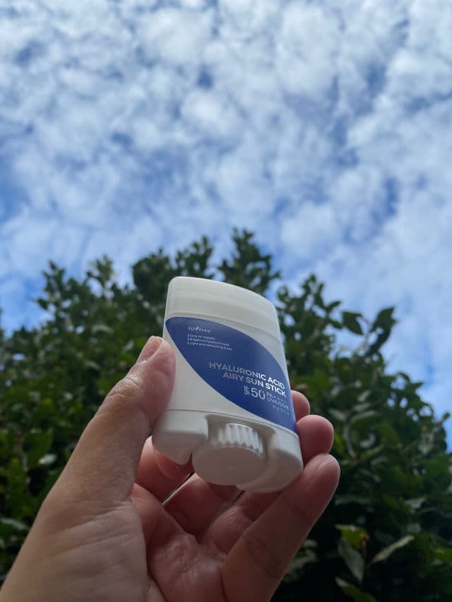 ISNTREE Hyaluronic Acid Airy Sun Stick SPF 50 PA++++ review photo by myskincarejrnl