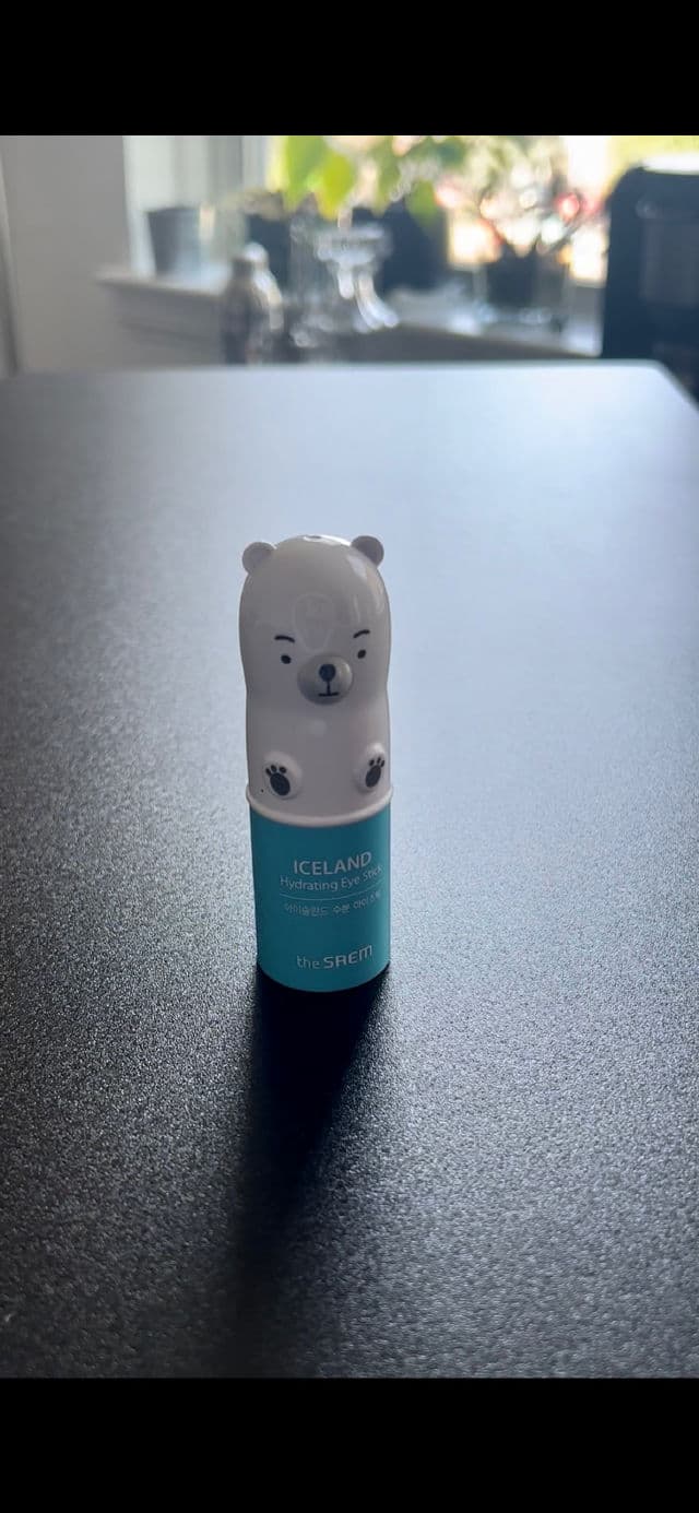 THE SAEM Iceland Hydrating Eye Stick review photo by rosselyr 