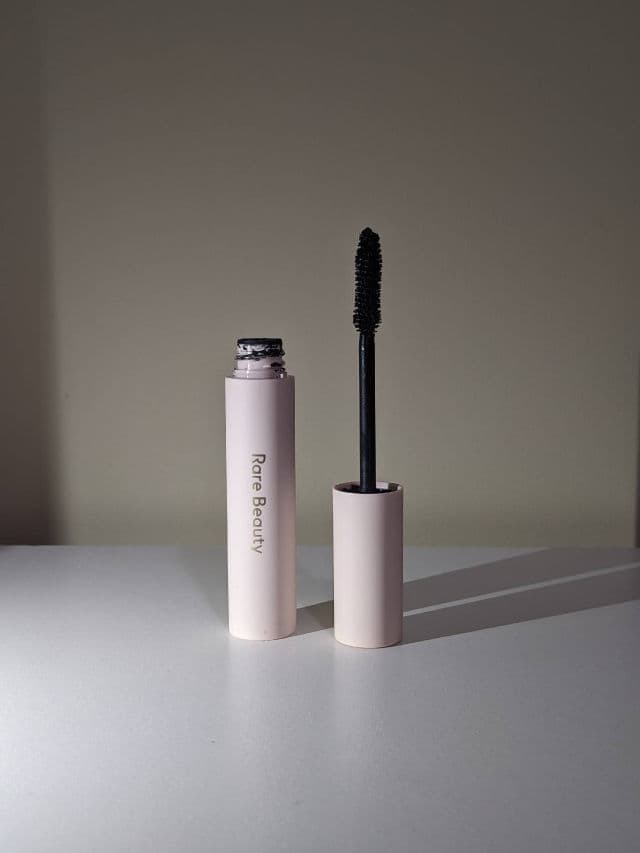 Perfect Strokes Universal Volumizing Mascara product review