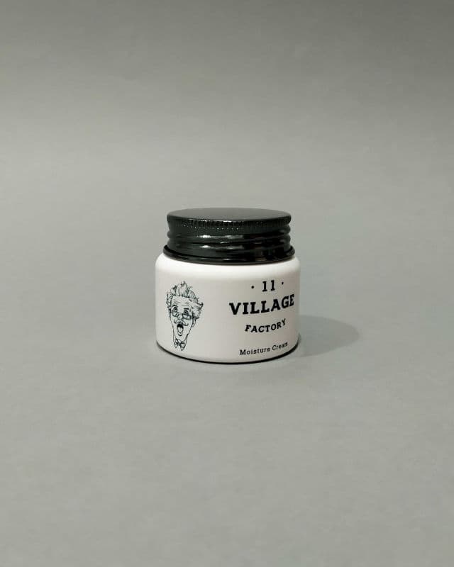 Village 11 Factory Moisture Cream review photo by peachperfectskin