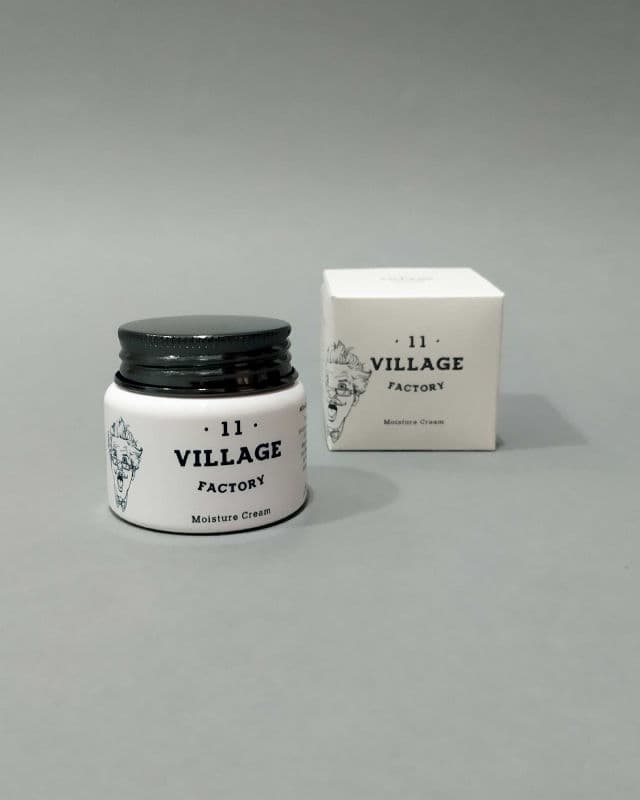 Village 11 Factory Moisture Cream review photo by peachperfectskin