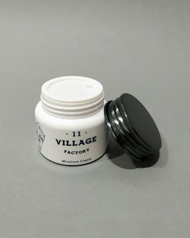 Village 11 Factory Moisture Cream review photo by peachperfectskin
