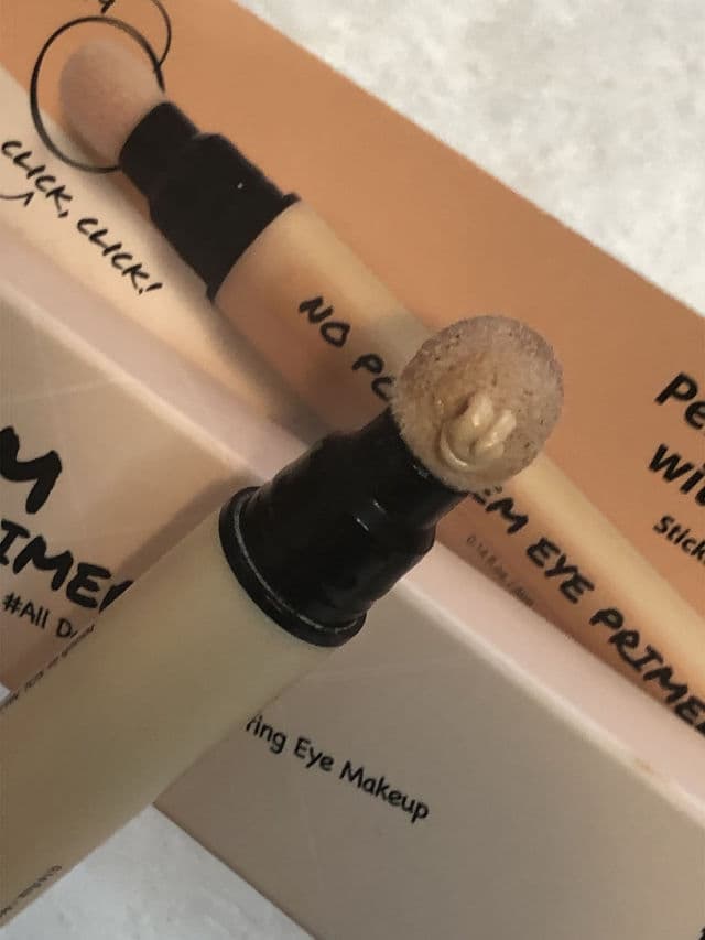 Touch In Sol No Poreblem Eye Primer review photo by Lingua