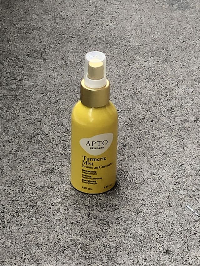 APTO Skincare Turmeric Mist review photo by Lingua