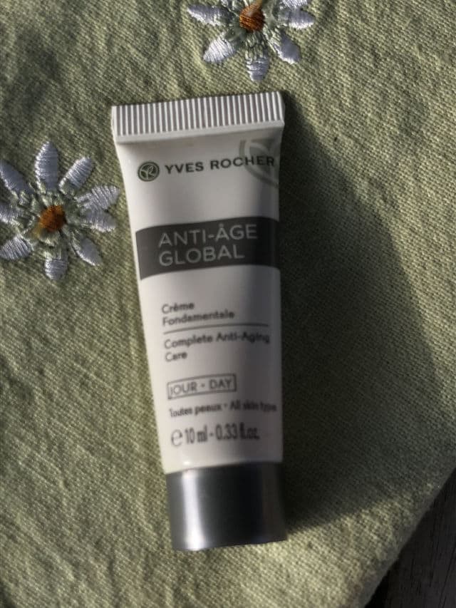 YVES ROCHER Anti-Age Global Sérum review photo by Lingua