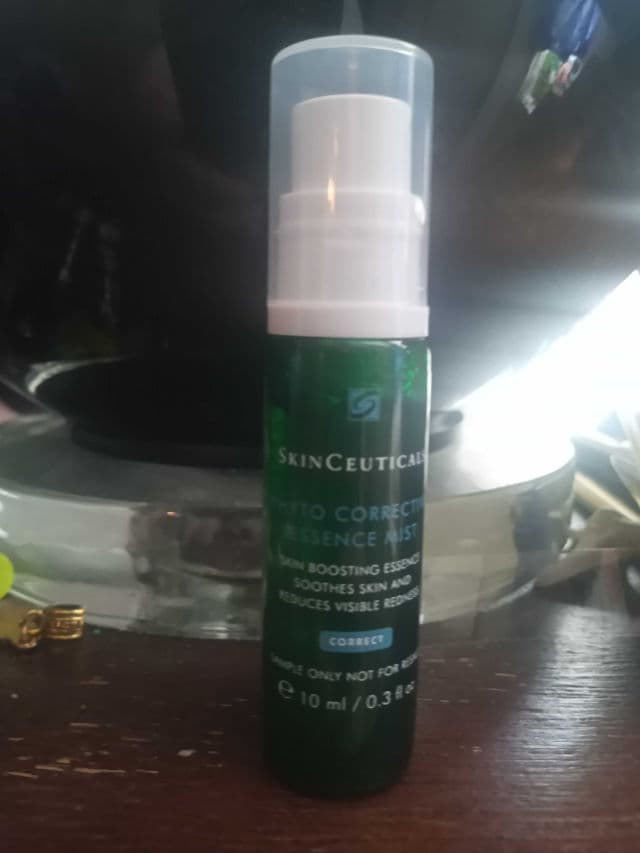 SkinCeuticals Phyto Corrective Essence Hydrating Mist review photo by coramarie