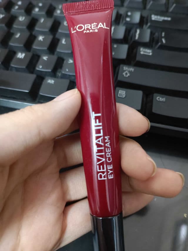 L'Oreal Paris Revitalift Laser X3 Anti-Ageing Eye Cream review photo by Elaineteeth