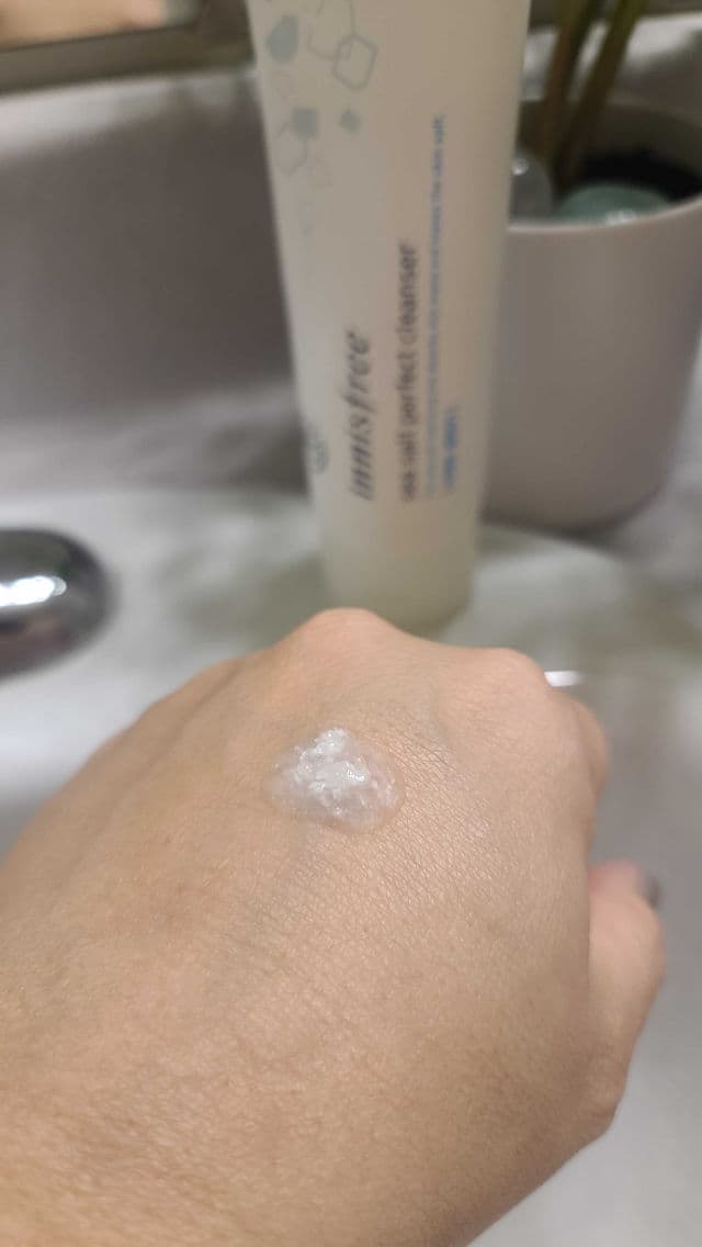 INNISFREE Sea Salt Perfect Cleanser review photo by mzalley85
