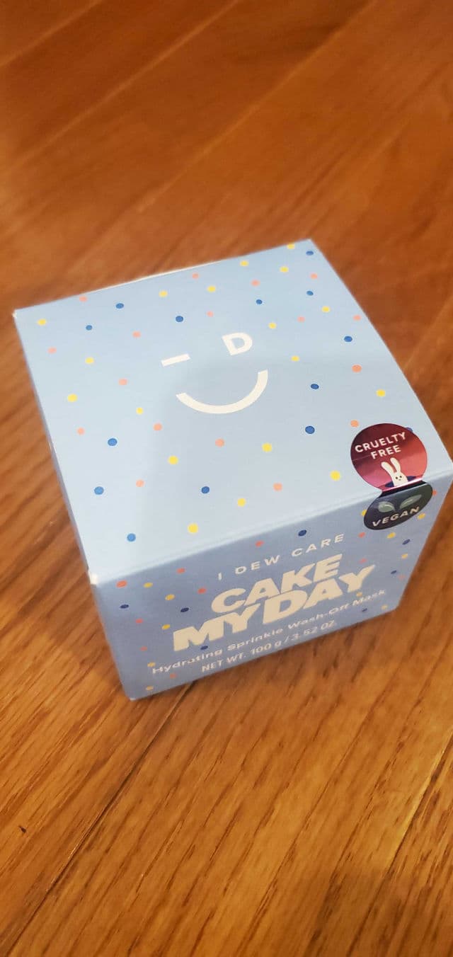 I Dew Care Cake My Day Hydrating Sprinkle Wash-Off Mask review photo by skincarereview101