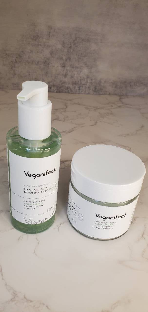 Veganifect. Clean and Glow Green Barley Gel Cleanser review photo by skincarereview101