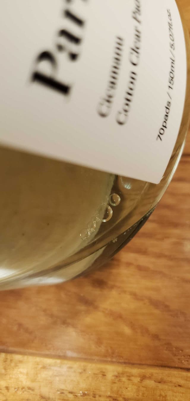 Parnell Cicamanu Cotton Clear Pad review photo by skincarereview101