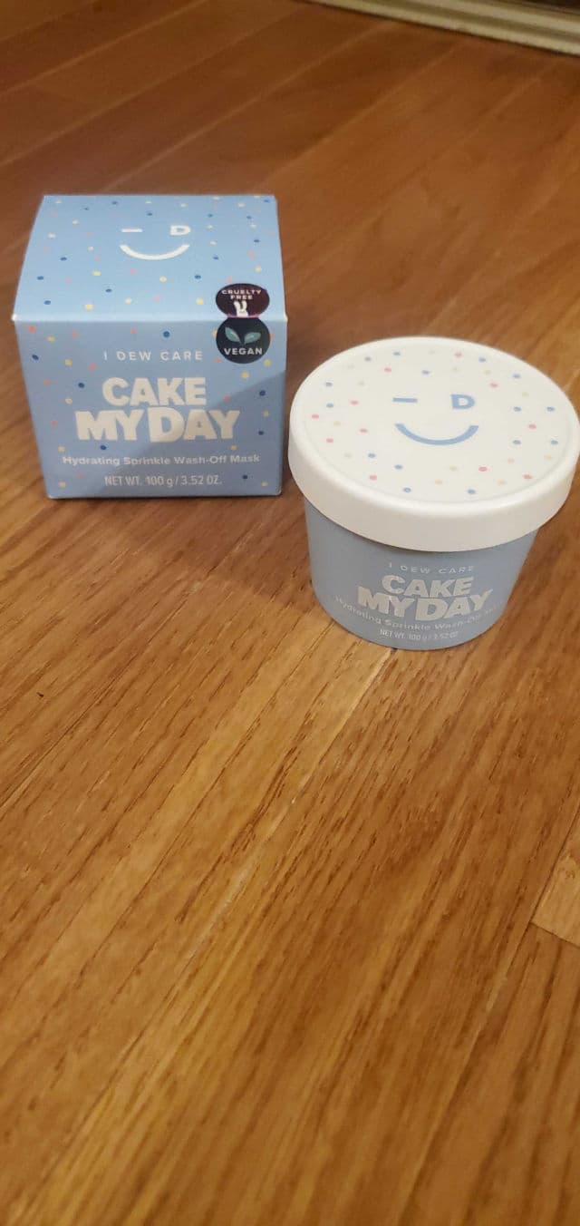 I Dew Care Cake My Day Hydrating Sprinkle Wash-Off Mask review photo by skincarereview101