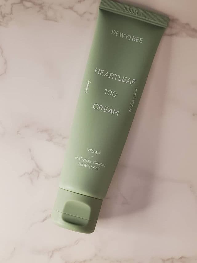 DEWYTREE Heartleaf 100 Cream review photo by skincarereview101