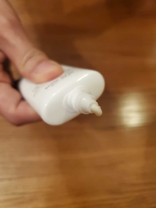 Some By Mi Truecica Aqua Calming Sun Cream SPF50+PA++++ review photo by skincarereview101