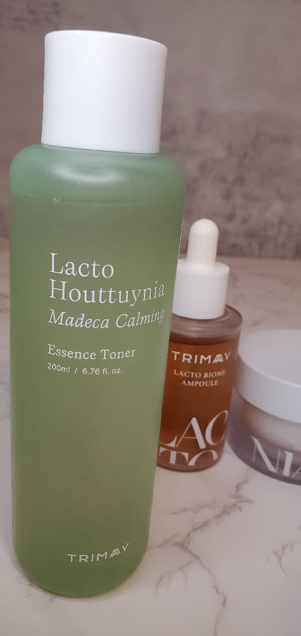 Trimay Lacto Houttuynia Madeca Calming Essence Toner review photo by skincarereview101