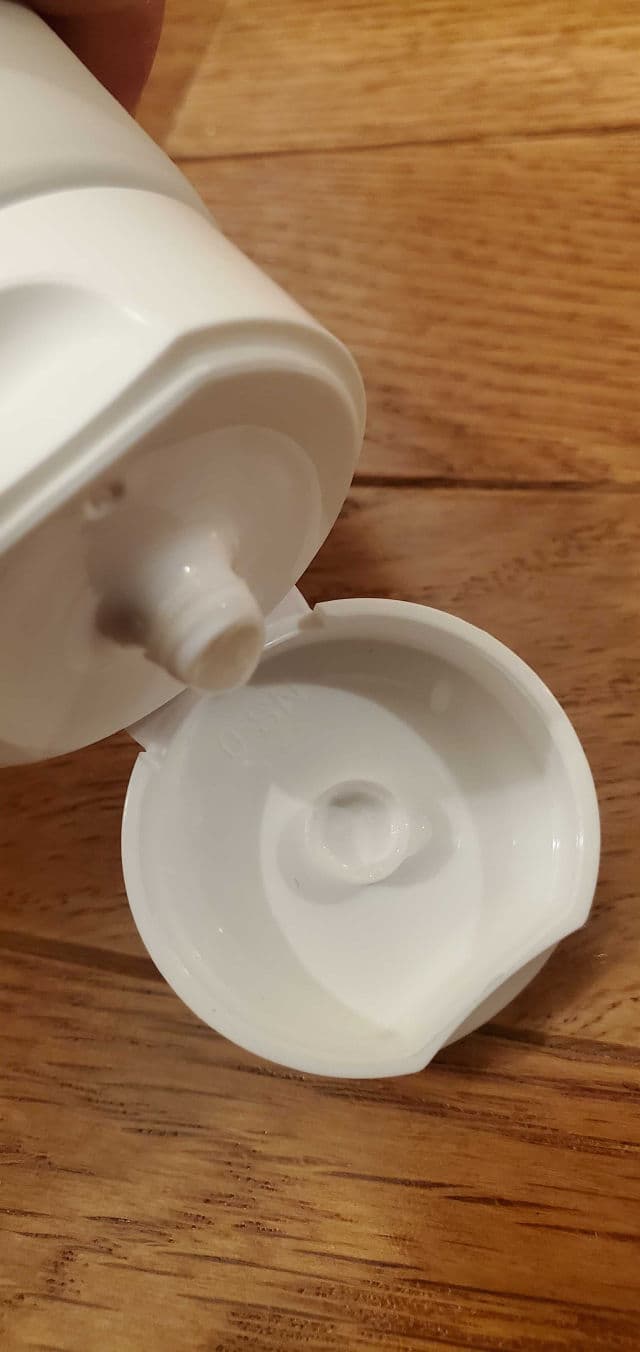 manyo Galactomy Enzyme Peeling Gel review photo by skincarereview101