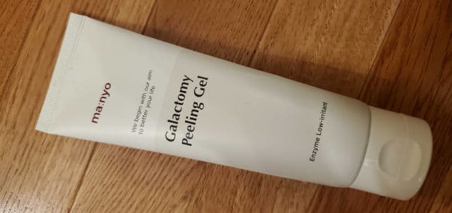 manyo Galactomy Enzyme Peeling Gel review photo by skincarereview101