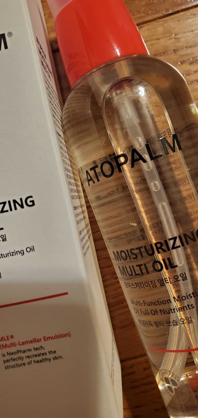 Atopalm Moisturizing Multi Oil review photo by skincarereview101