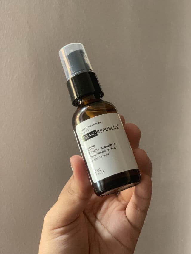 Dermorepubliq 2% Alpha Arbutin + Niacinamide + HA Brightening Serum review photo by telbia