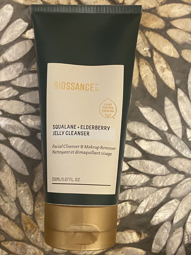 Biossance Squalane + Elderberry Jelly Cleanser review photo by FlightQueen 