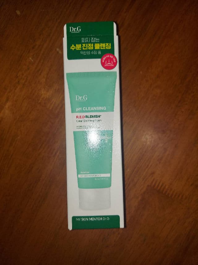 DR.G RED Blemish Moisture Cleansing Foam  review photo by Picky85761