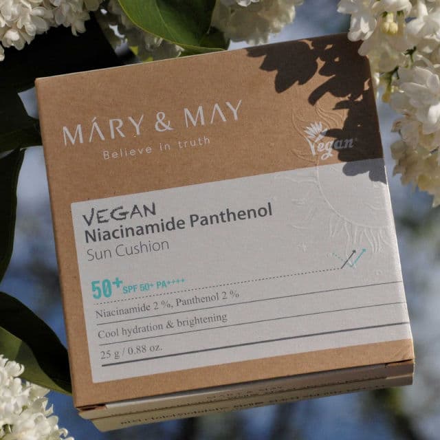 Mary&May Vegan Niacinamide Panthenol Sun Cushion SPF50+ PA++++ review photo by Celestinehathor