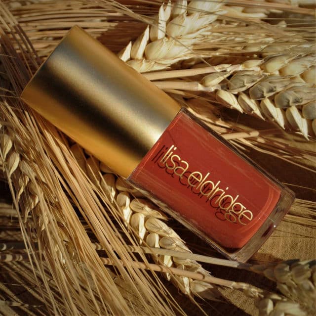 Lisa Eldridge Cinnabar Gloss Embrace Lipgloss review photo by Celestinehathor