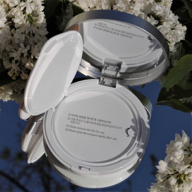Mary&May Vegan Niacinamide Panthenol Sun Cushion SPF50+ PA++++ review photo by Celestinehathor