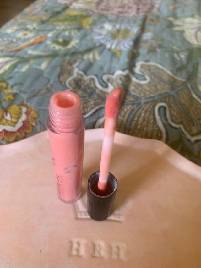 Cremesheen Glass Lipgloss product review