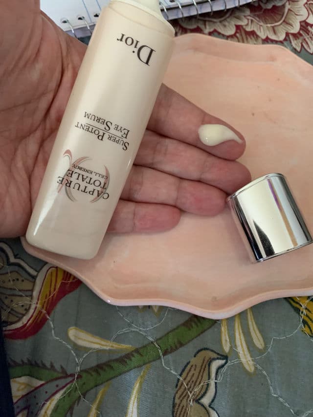 Dior Capture Totale Super Potent Eye Serum review photo by JenShaf1