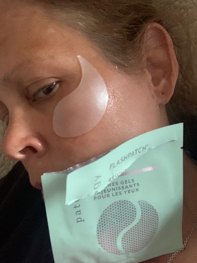 Patchology FlashPatch Rejuvenating Eye Gels review photo by JenShaf1