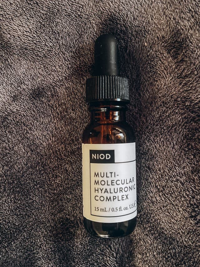 NIOD Multi-Molecular Hyaluronic Complex MMHC2 review photo by ElizabethAntonevich