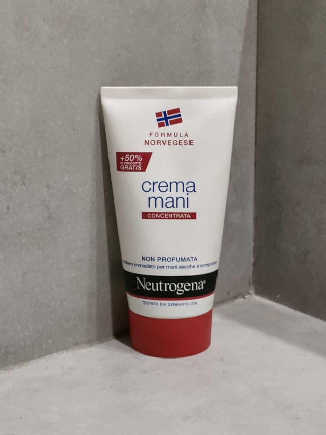 Neutrogena Norwegian Formula Hand Cream review photo by myru