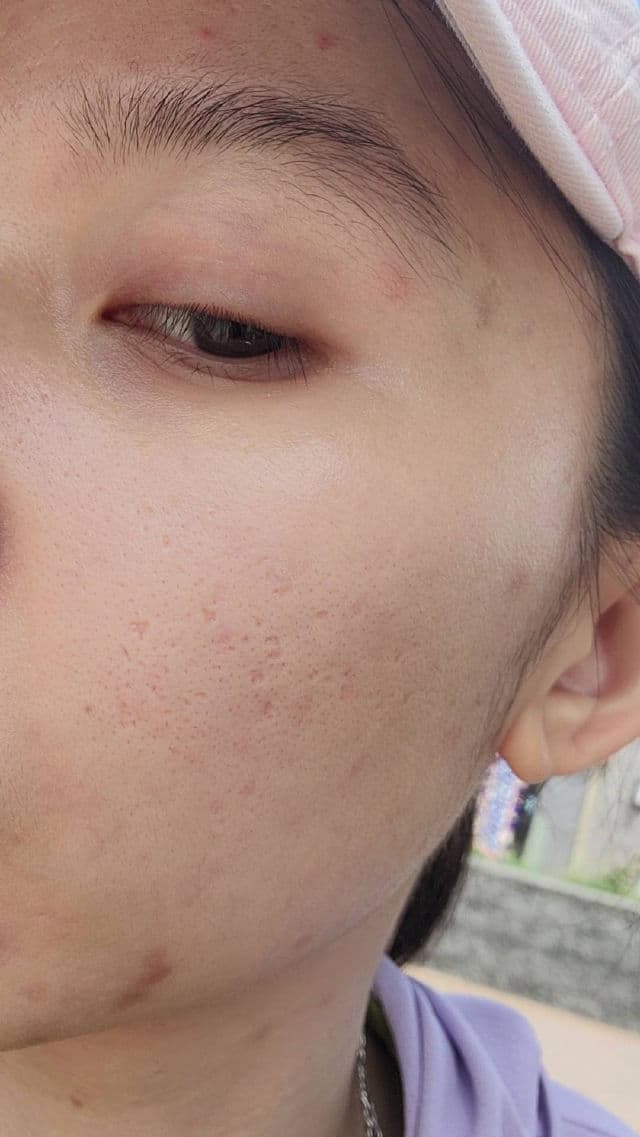 ASIS-TOBE Green Tea Moisture Sunblock SPF 50+ PA++++ review photo by narameo