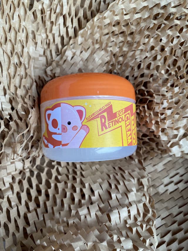 ELIZAVECCA Milky Piggy EGF Elastic Retinol Cream review photo by skourneyy