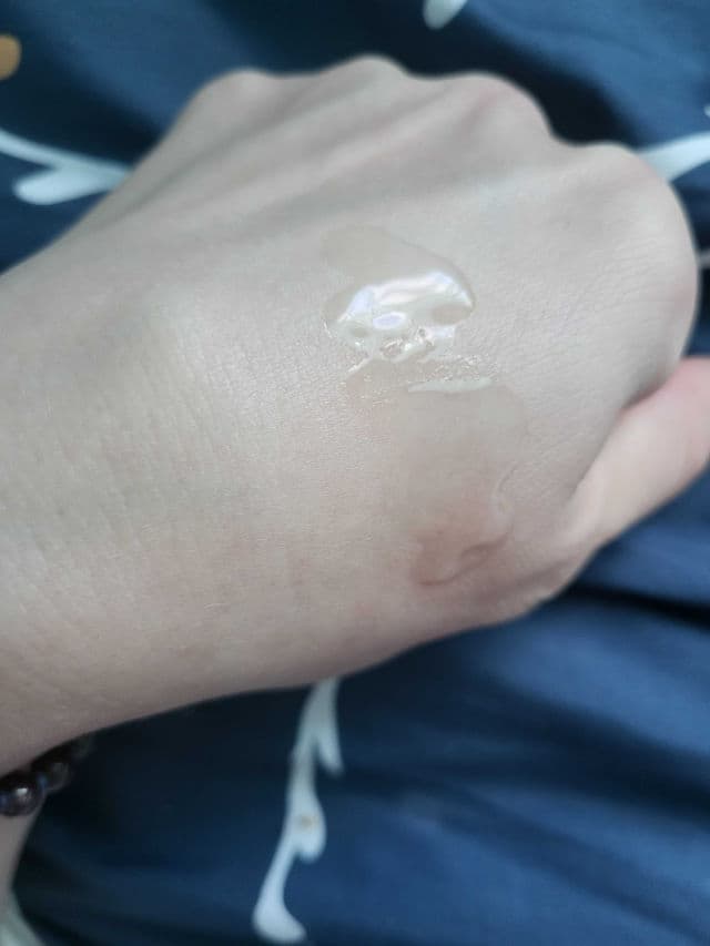 Satin Naturel Organic Hyaluronic Serum review photo by VickyG