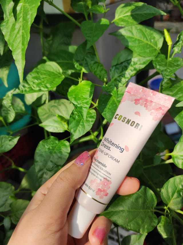 COSNORI Whitening Dress Tone-Up Cream review photo by ThuyTran