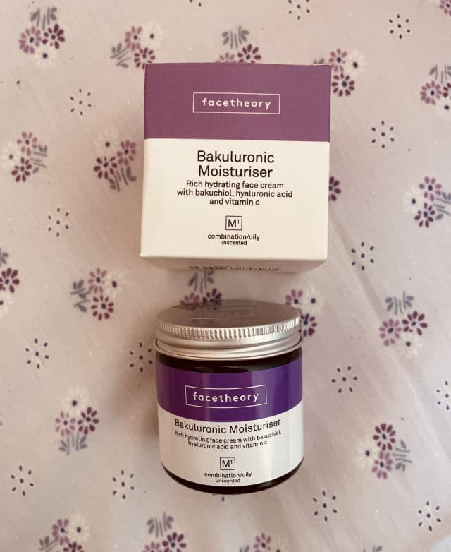 facetheory Bakuluronic Moisturiser M1 - Unscented review photo by Freemuestras