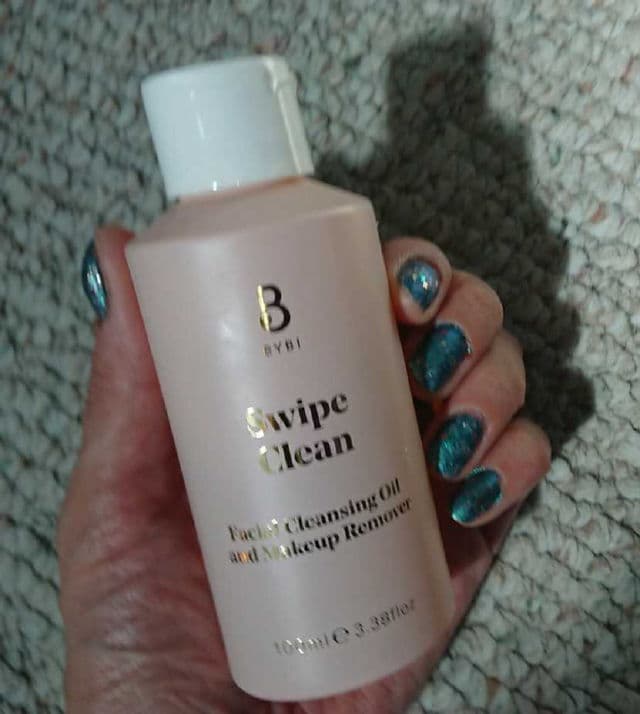 BYBI Beauty Swipe Clean Oil Cleanser review photo by Angyp
