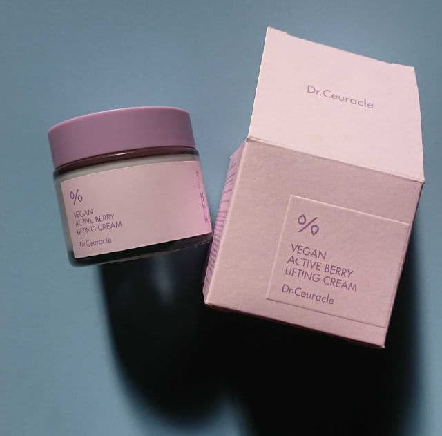 Vegan Active Berry Lifting Cream product review