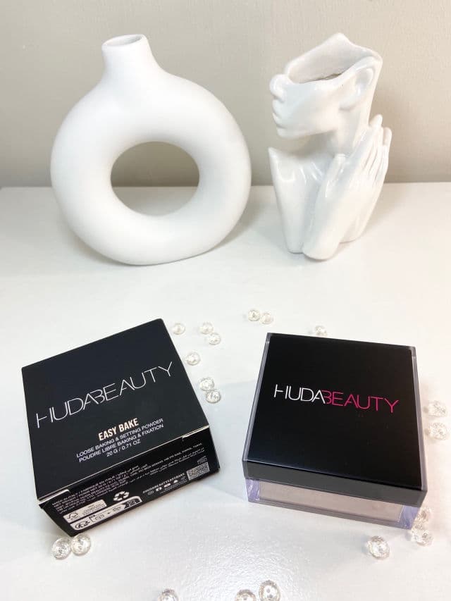 Huda Beauty Easy Bake Loose Powder review photo by scarlet1