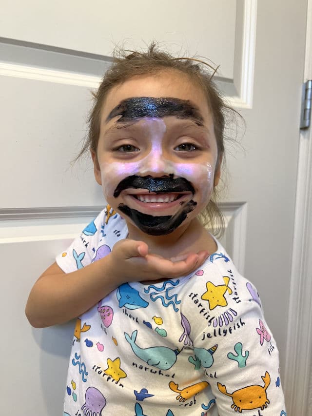 I Dew Care Space Kitten Exfoliating Galactic Black Peel Off Mask review photo by brendaskincare