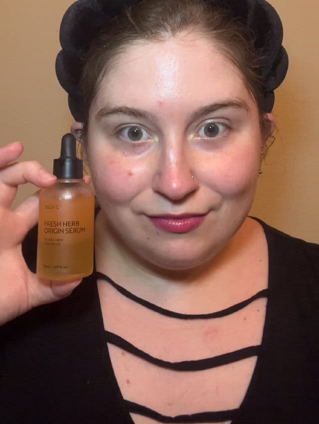 Nacific Fresh Herb Origin Serum review photo by MeaningInMakeup