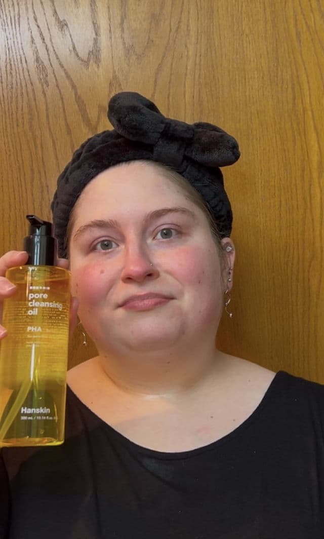HANSKIN Pore Cleansing Oil PHA review photo by MeaningInMakeup