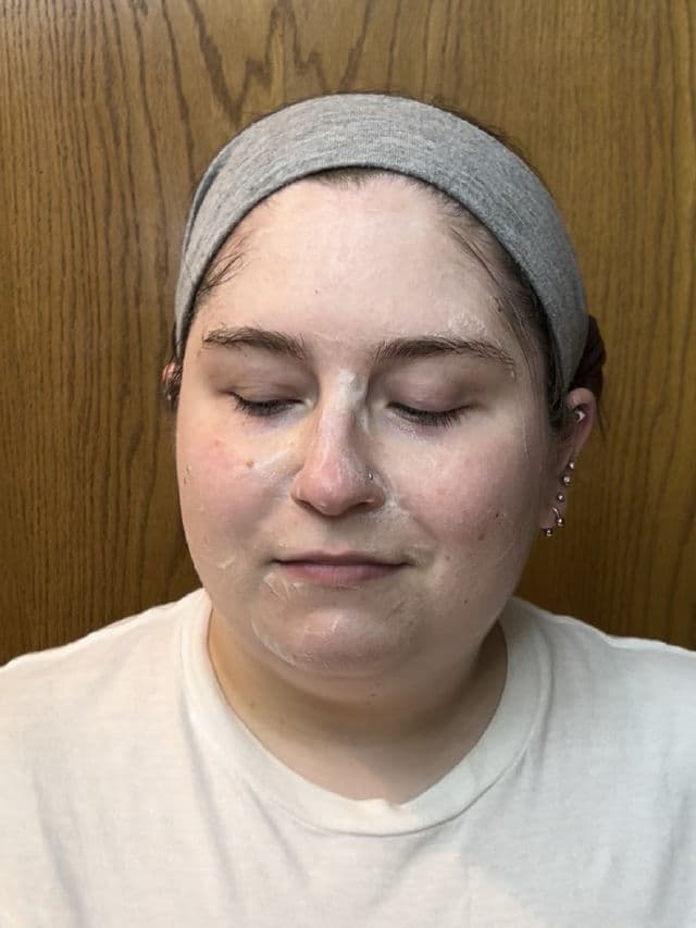 Clean Face Gargle Gel-to-Foam Cleanser Strong product review