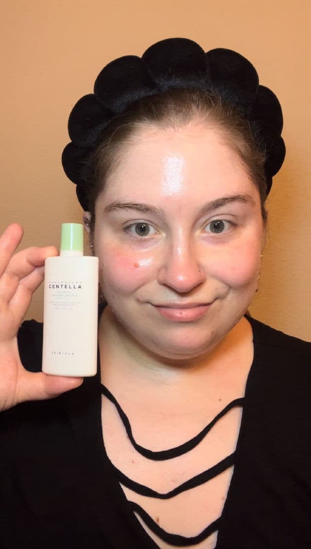 SKIN1004 Madagascar Centella Tea-Trica Soothing Sun Milk SPF50+ PA++++ review photo by MeaningInMakeup