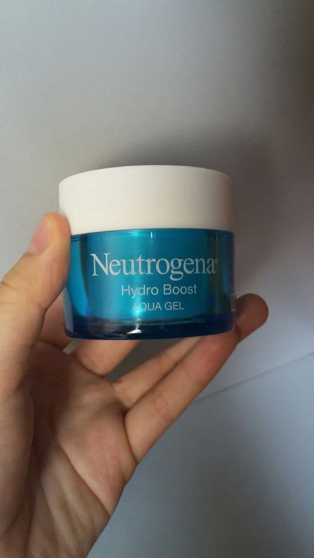 Neutrogena Hydro Boost Gel-Cream Extra-Dry Fragrance-Free review photo by Skincarewmelihh