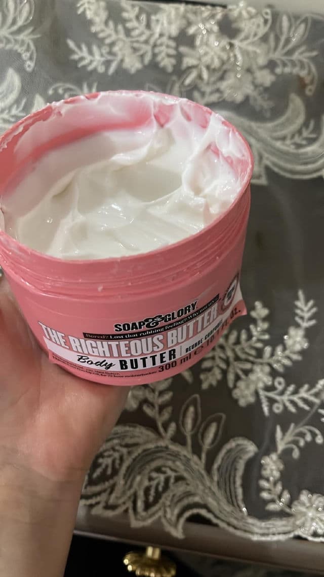 Soap & Glory Hand Food review photo by mermer2030
